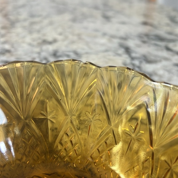 Vintage Amber Glass Bowl - Picture 8 of 8